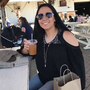 Meet your Posher, Carli